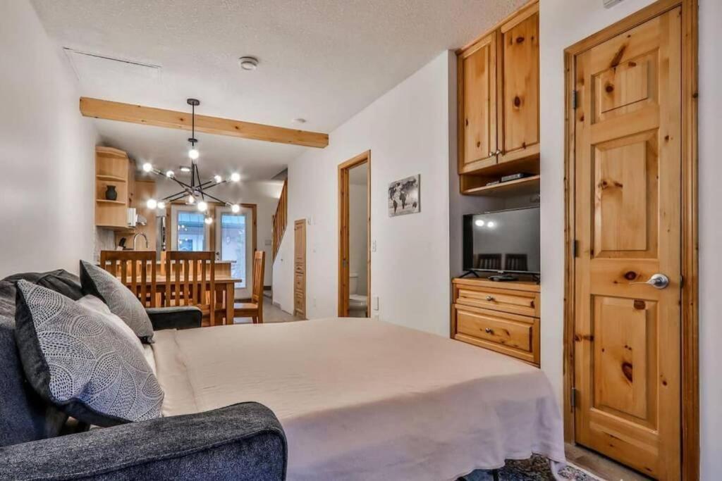 캔모어 Banff Gate Vacation Townhouse 빌라 외부 사진